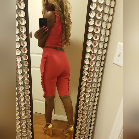 NWT Red Ruffle Bermuda Set - Picture 4 of 4